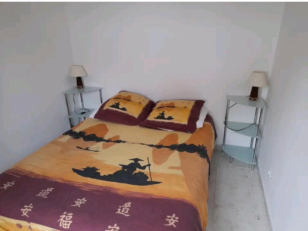 Maisonnee Avec Une Chambre Saint-Michel-en-l'Herm Exterior foto